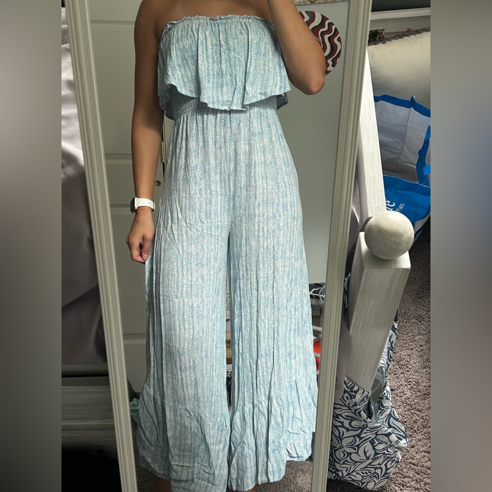 Blue Crinkled Jumpsuit with Wide-Leg Design